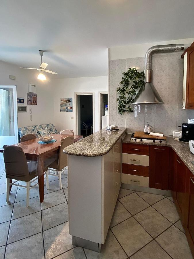 Appartamento Brezza di Mare Torre Canne Esterno foto